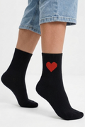 Kadın Kırmızı Kalp Desenli Kolej Çorabı Mevsimlik Orta Boy Pamuklu Spor Günlük Çorap 4 Lü